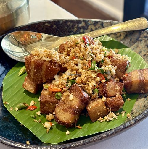 Crispy fried pork #Veganuary at Vegan Mahanakhon in Bangkok