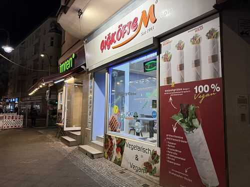 front #Veganuary at Cigköftem - Karl Marx in Berlin