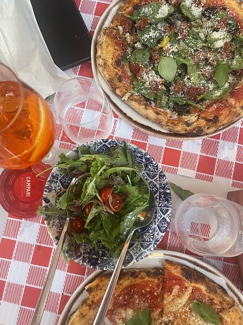  Vegan Veggie Pizza and side salad   at Encantus  in Quarteira