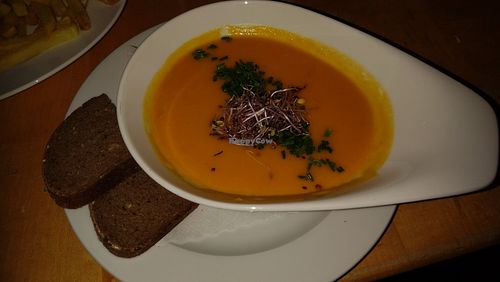 Möhren-Ingwersuppe at Ball- & Brauhaus Watzke in Dresden