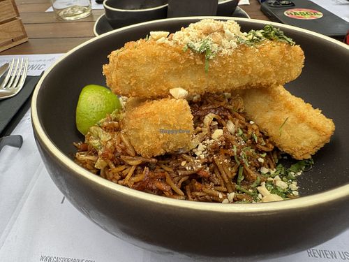 Pad Thai Tofu   at Cais Do Parque in Caldas Da Rainha