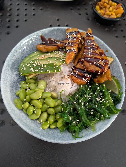 Tempeh bowl at KOKU Sushi in Gniezno