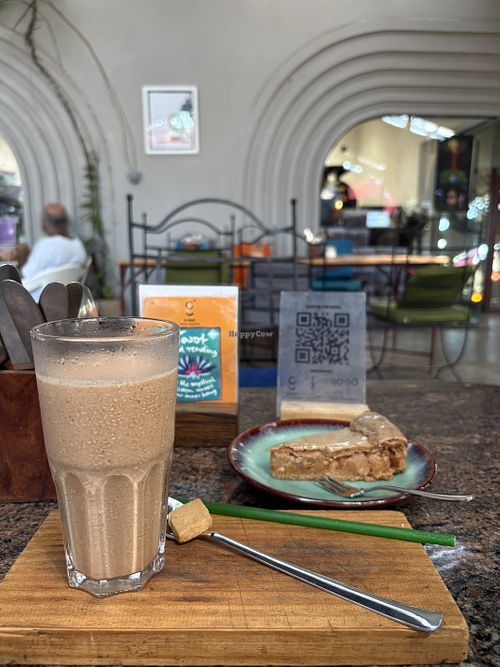 Vegan snickers milkshake and applepie  at G-Shot Coffee Roastery & Cafe in Bardez