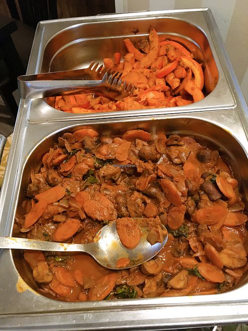 hot food at Symbiose in Leipzig