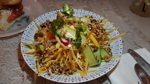 Papaya salad at Zakaim - Vegan Boutique in Tel Aviv