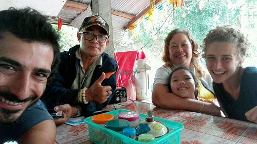 Very nice family at Lan Gae in Chiang Saen