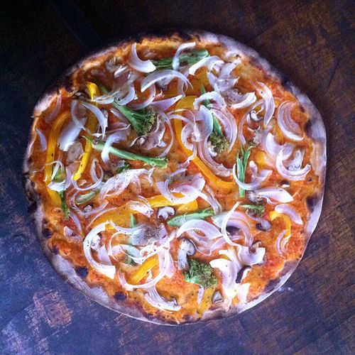 Vegan pizza (50,000 kip) at Daauw Home in Huay Xai
