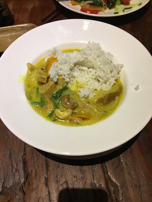 Vegetarian Mock Chicken Curry with Cashew Nuts and Potato at Gecko - Hang Quat in Hanoi