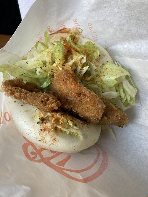Bao with "vegan chicken”  at Tofu Chang in Santiago