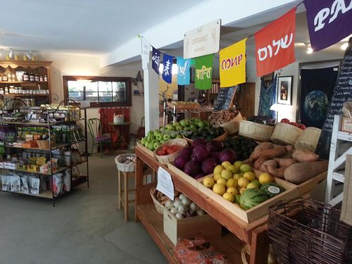 produce at Topanga Fresh Market in Topanga