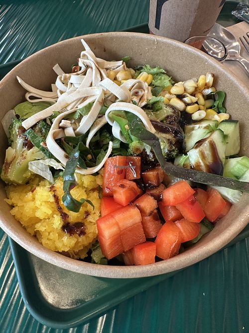 Custom made poke bowl  at Greener - Inhwa in Jeju