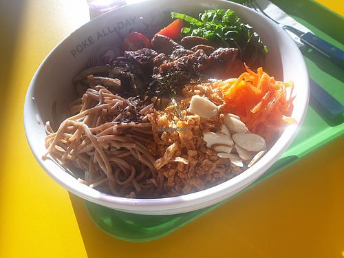 Vegan bowl, noodles, mushrooms, vegan meat, carrots - 6.5/10 at Poke All Day - Tongyeong Jukgrim in Tongyeong
