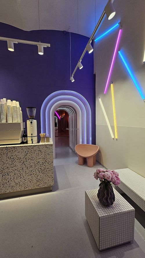  at Cinnamood in Vienna