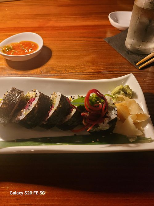 Veggie sushi rolls without spicy sauce (mayo) at Chuck's Fish in Mobile