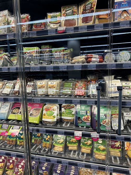 Vegan meat replacements   at denns Biomarkt -  Europaplatz in Berlin