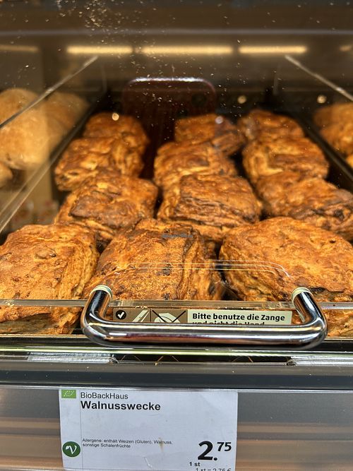   at denns Biomarkt -  Europaplatz in Berlin