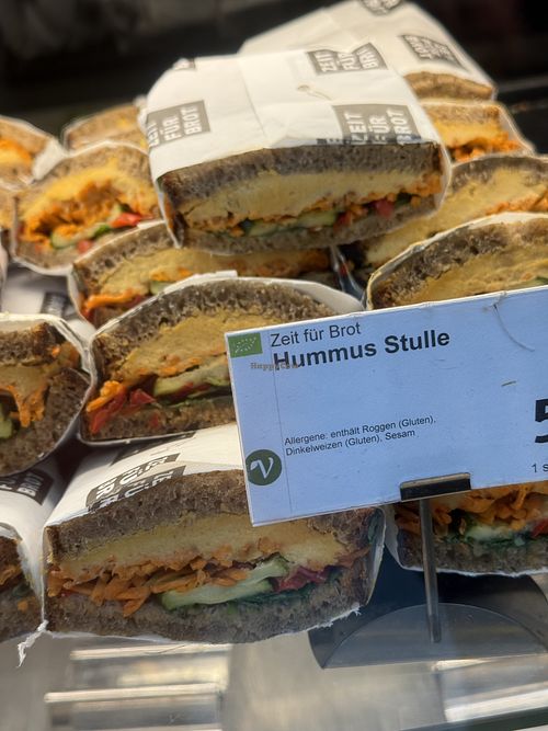 vegan houmous sandwich  at denns Biomarkt -  Europaplatz in Berlin