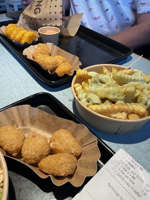 Cheesy Bites + Nuggets  at Swing Kitchen in Leipzig