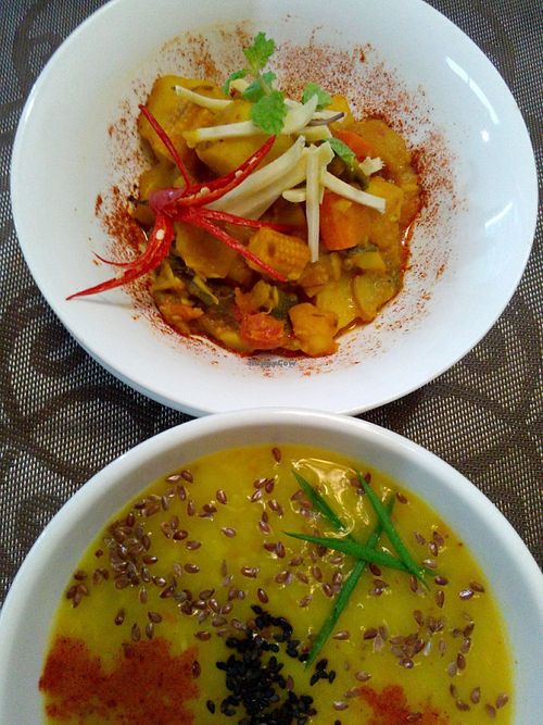 Every day in the Bamboo bar hot meals from 11 am to 5 pm. At whensday-Indian yellow lentis soup with ginger, flax seeds, chia seeds and sesame seeds. Its superfood! Vegetable ragout with chilli and ginger. For drink-iced green tea. 5.5$. Welcome! at Bamboo Bar & Vegetarian Restaurant in Sihanoukville