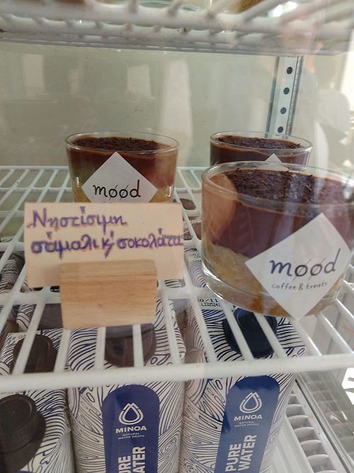 Vegan samali & chocolate at Møød in Euboea