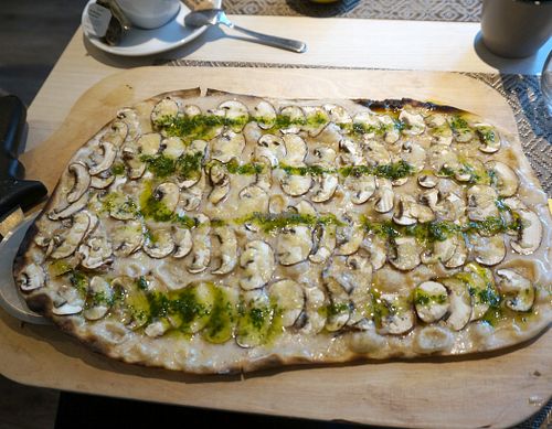 Tarte Flambée (Flammekueche) at Eve au Paradis Vegan in Mulhouse