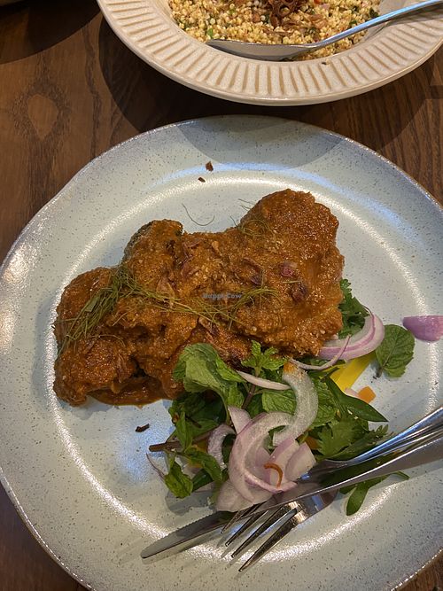 Tending  at Kommune Lebuh Victoria in Penang