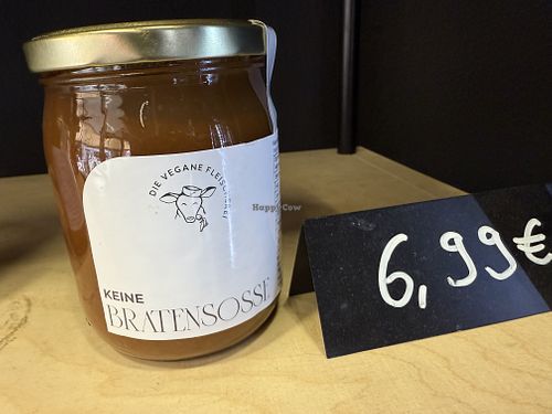 'meat' loaf sauce  at Die Vegane Fleischerei - Frauenstraße in Munich