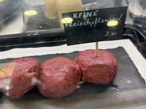 meatballs  at Die Vegane Fleischerei - Frauenstraße in Munich