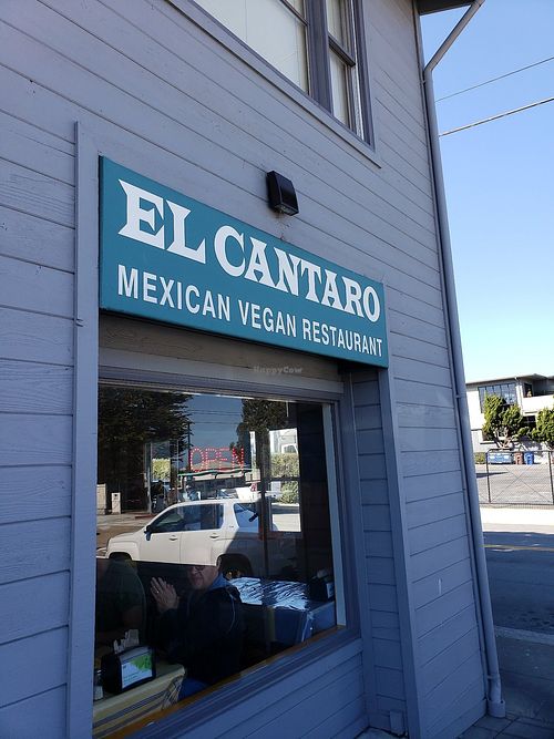 Front sign at El Cantaro Vegan Mexican Restaurant in Monterey