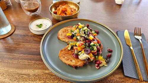 Savoury French toaat at Hexagon in Koh Phangan