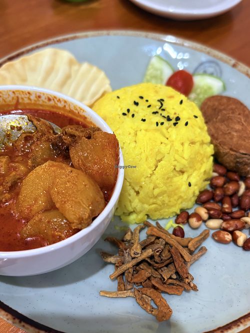 👎🏼 Nasi lemak with curry mutton  at Pure Minded Vegetarian Cafe - Taman Bukit Indah in Johor Bahru