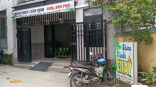 Restaurant entrance at Quán Chay Tâm Tịnh in Da Nang