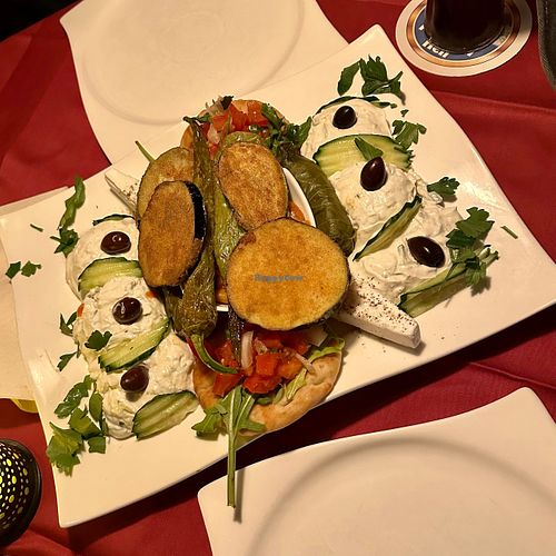 Veganer Vorspeisenteller für 2  at Taverne Grüne Au in Ansbach