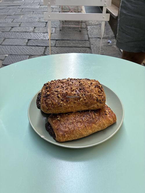   at Pâtisserie 918 in Genoa