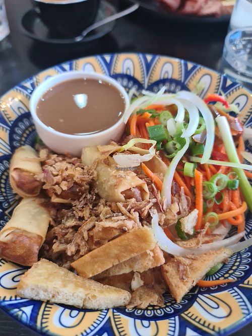 Vegan noodle salad at Innerbloom in Spotswood