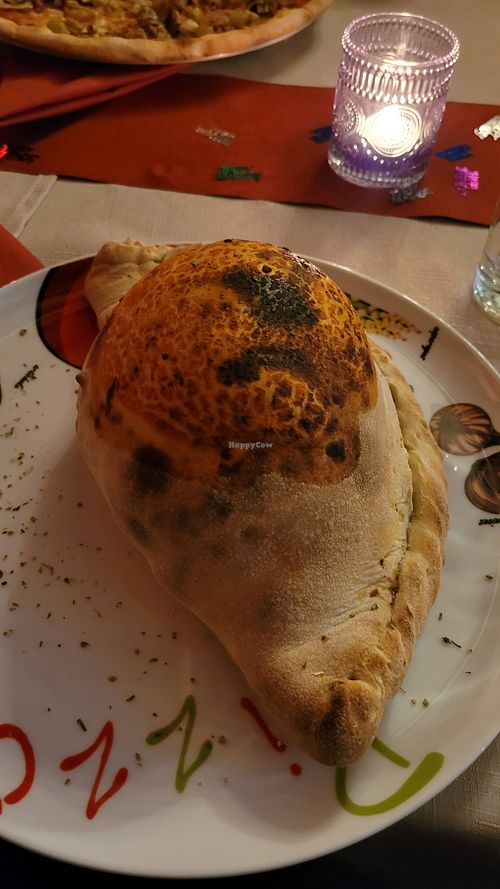 Vegane Calzone at Toscanini Pizzeria in Wittingen