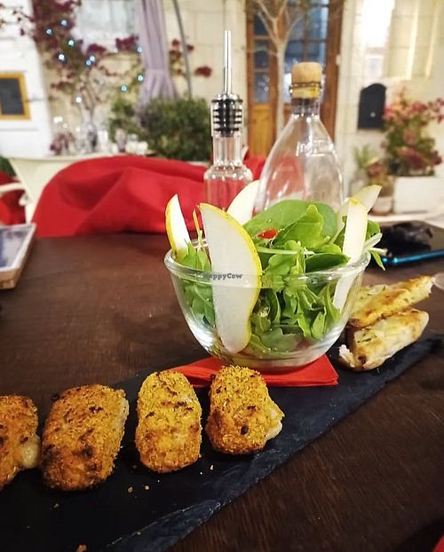  at L'enoteca in Rabat