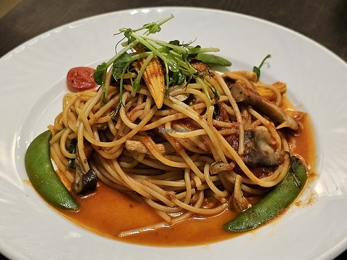 Spaghetti various kinds of mushroom with tomato sauce without any cheese and eggs at Ji Di Zhi Guang - 極地之光 in Tainan
