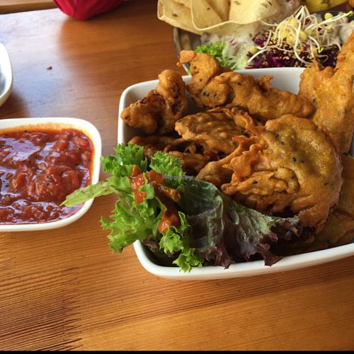 delicious  starter  at Goura Pakora in Berlin