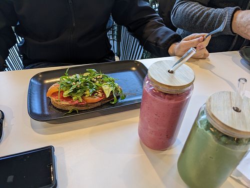Avo toast with smoothies at Vegan Republic in Malmo