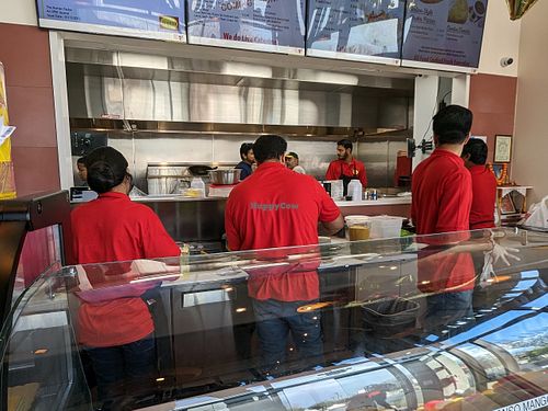 Plenty of staff at Honest in Fremont