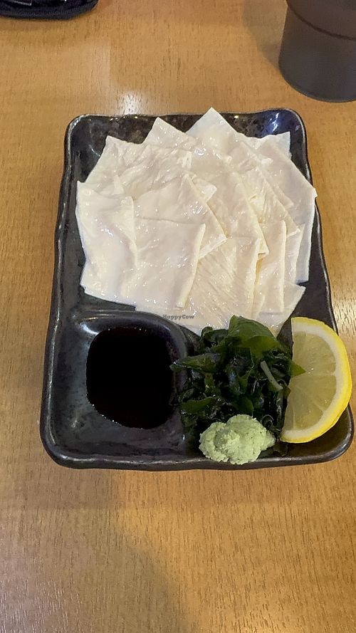 湯葉刺身
Yuba sashimi  at Kasu Udon Ebisuya 2 Go-Shop in Osaka