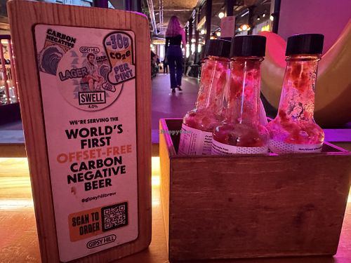 table  at Los Gordos in London