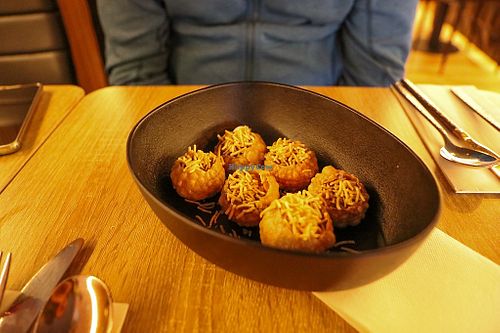 bombas de sabor at Shlen - Salamanca in Madrid