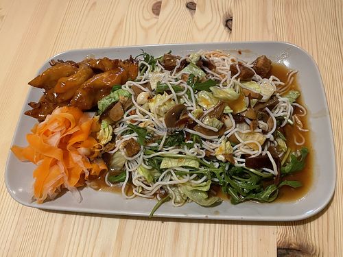 Bun Chay mit vegan Chicken sweet sour-Style  at Konvini in Cologne