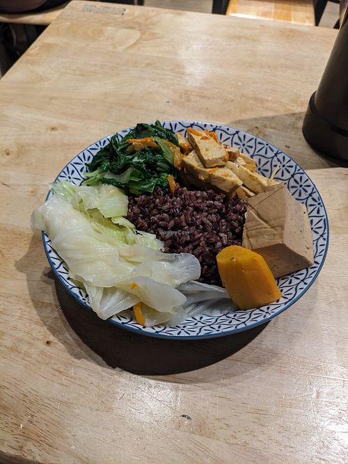  at Miao Guanyin - 妙 觀 音 in Taipei