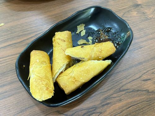 fried spring roll at Ci Yin Vegetarian Food 慈音素食 in Northeast Singapore