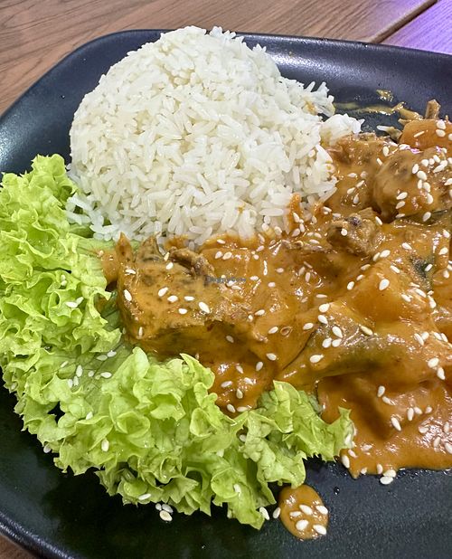 Curry Mutton Rice 🍛  at Ci Yin Vegetarian Food 慈音素食 in Northeast Singapore