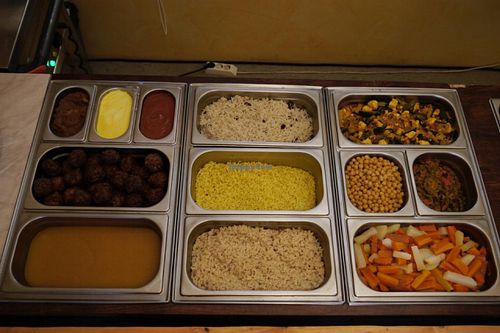 Hot dishes at Gauranga in Tallinn