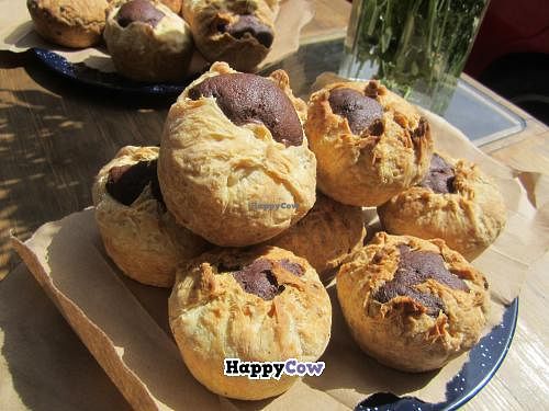 hojaldrado de cocoa - chocolate filled pastry at Los Loosers in Mexico City